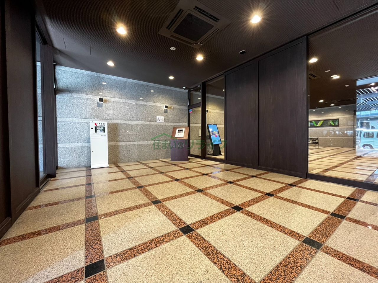 建物エントランス