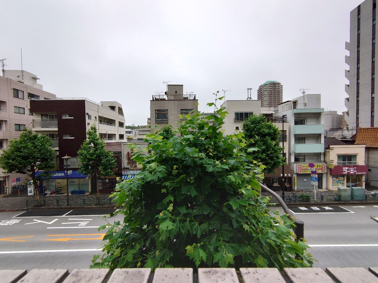 バルコニー