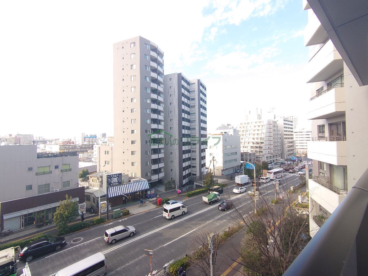 バルコニー