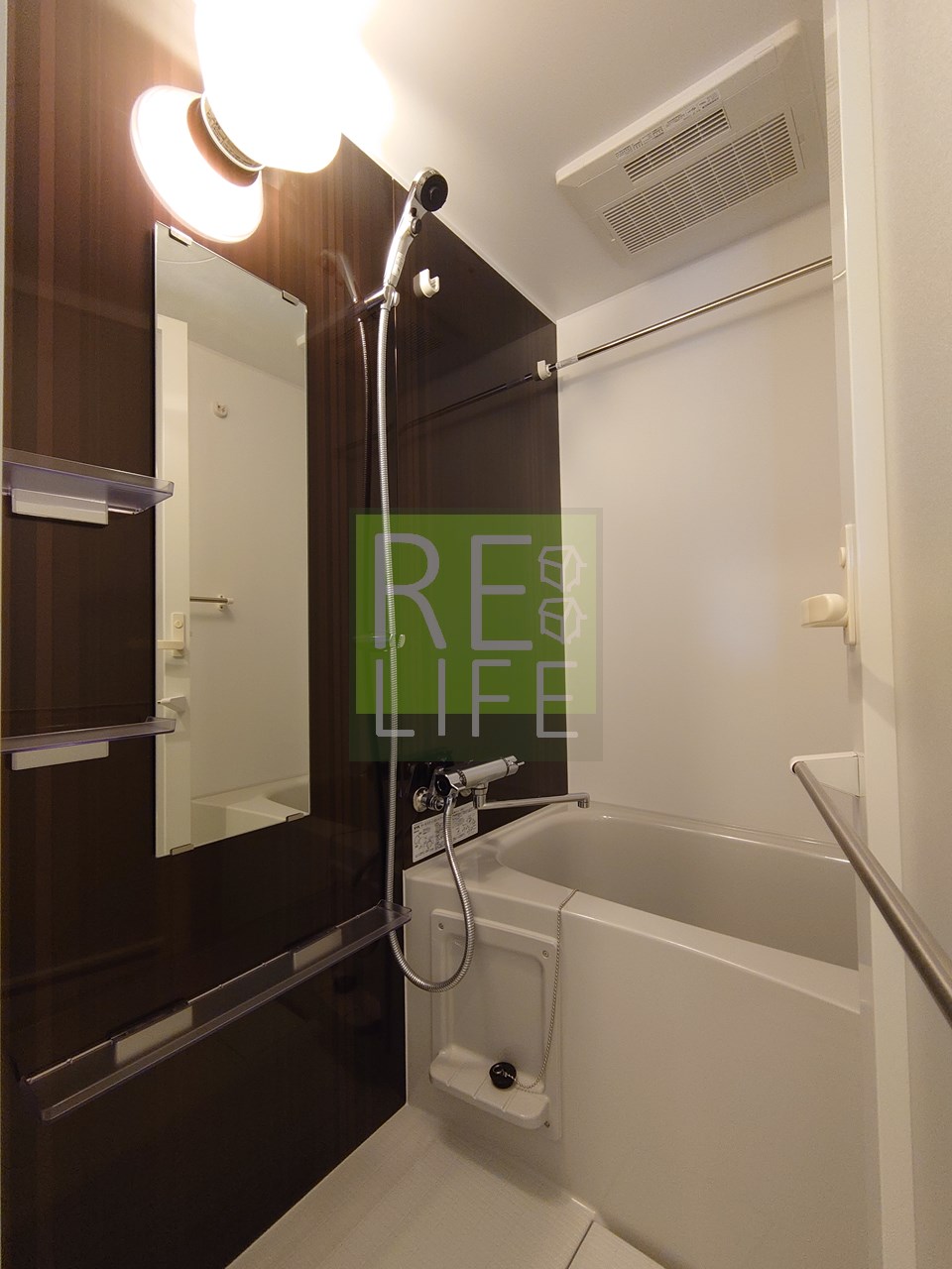 シャワールーム