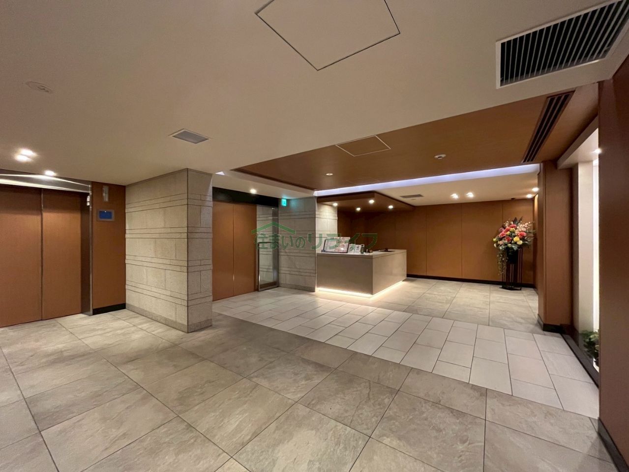 建物エントランス
