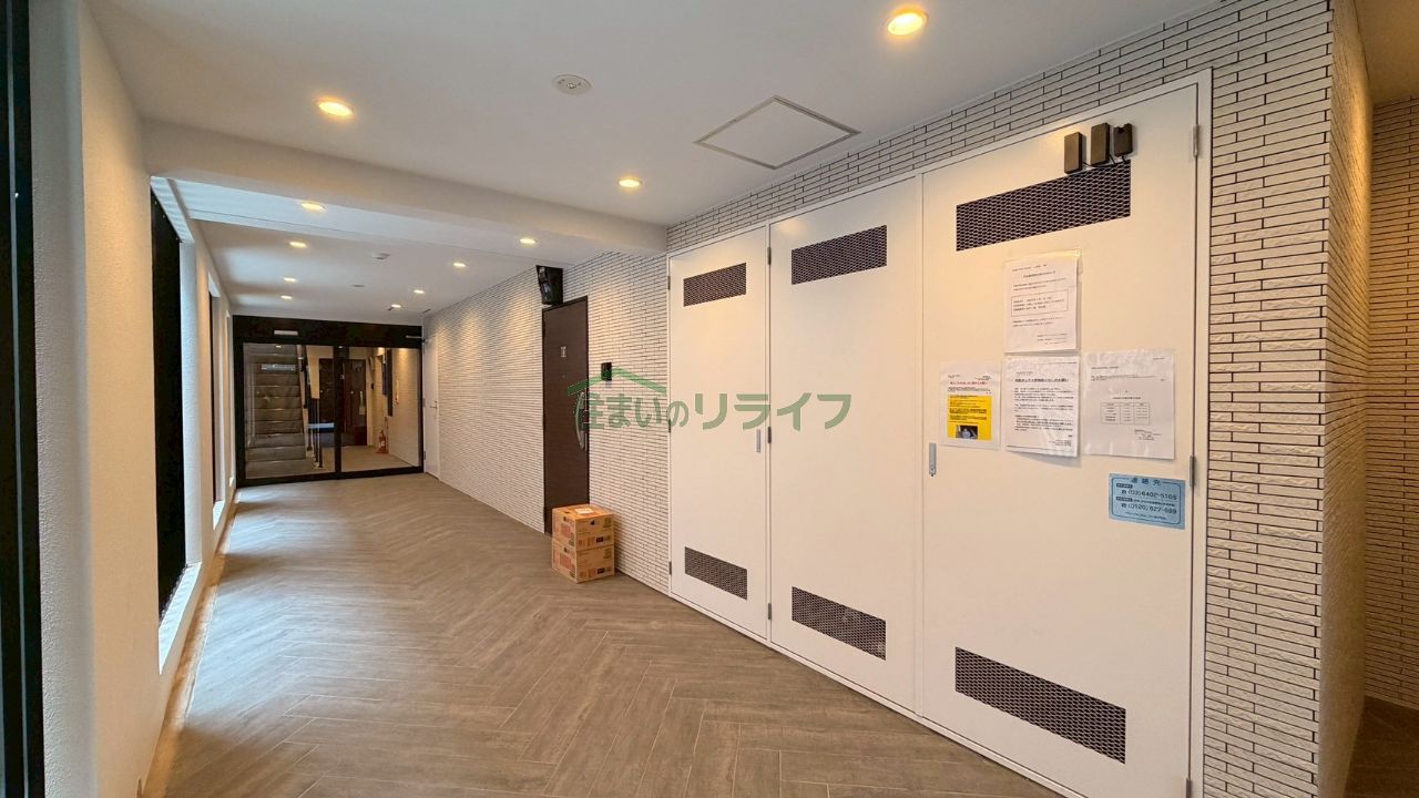 建物エントランス