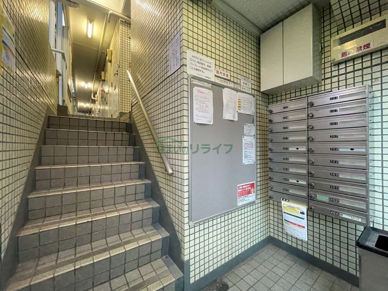 建物エントランス