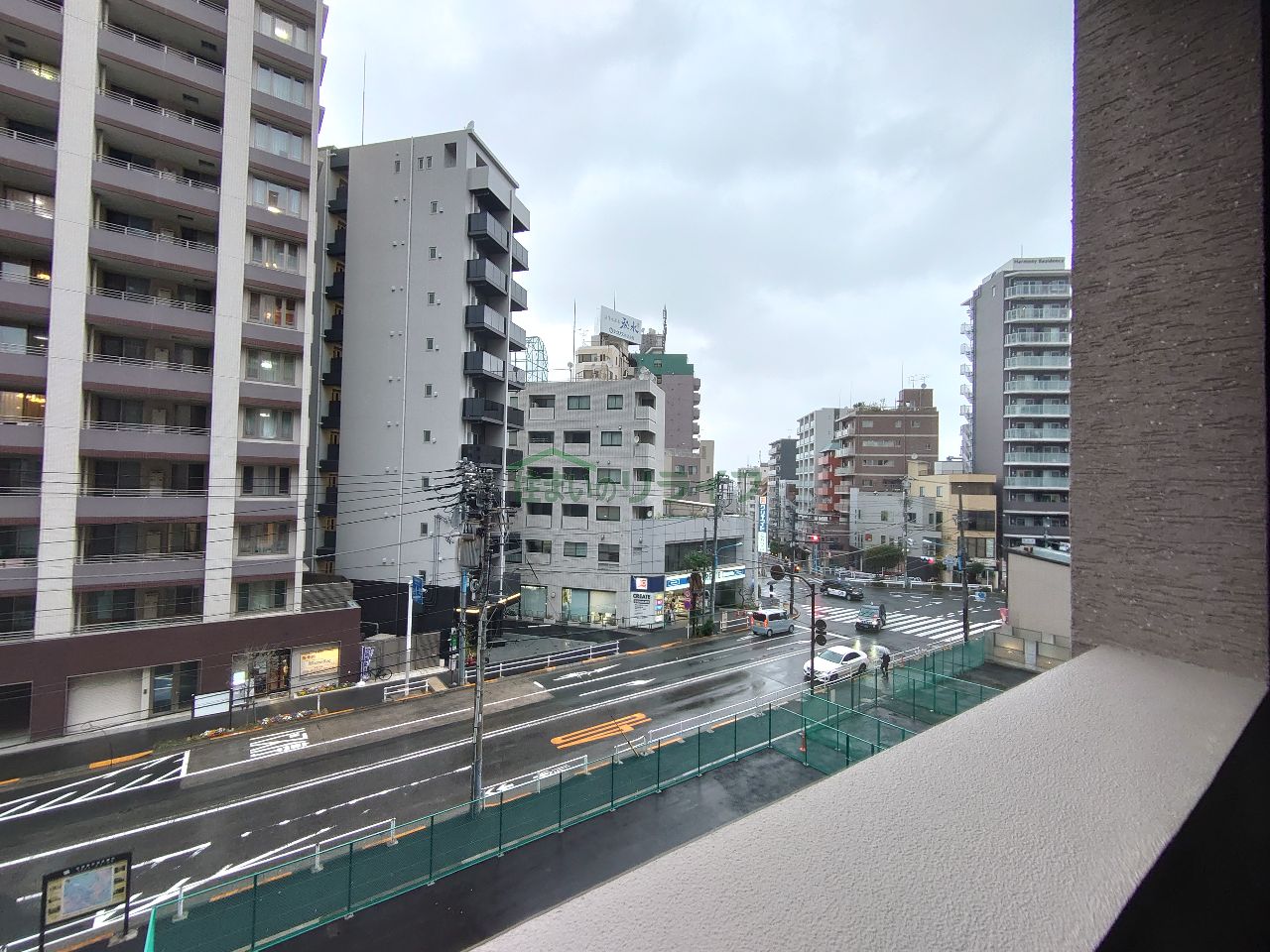 バルコニー