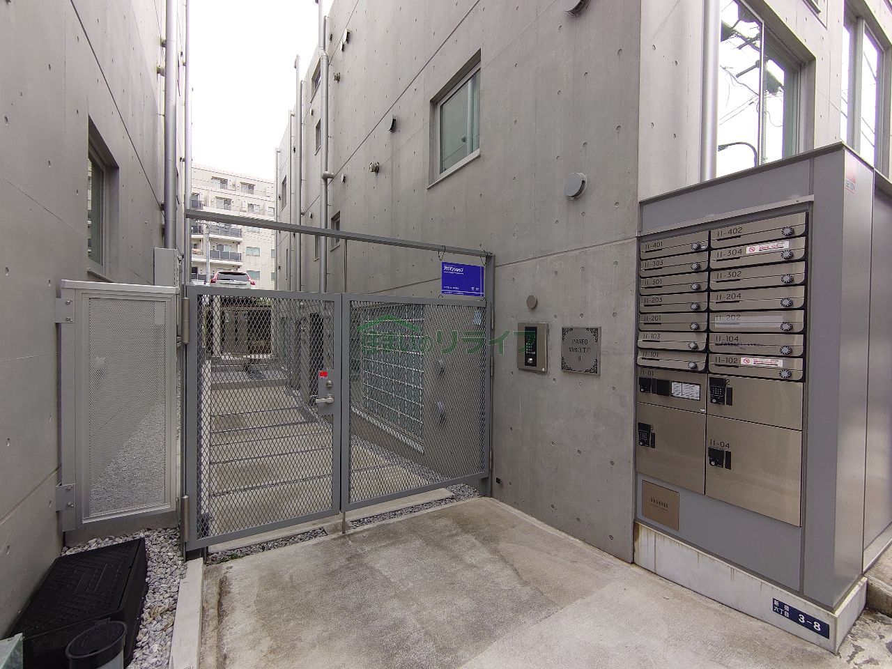 建物エントランス