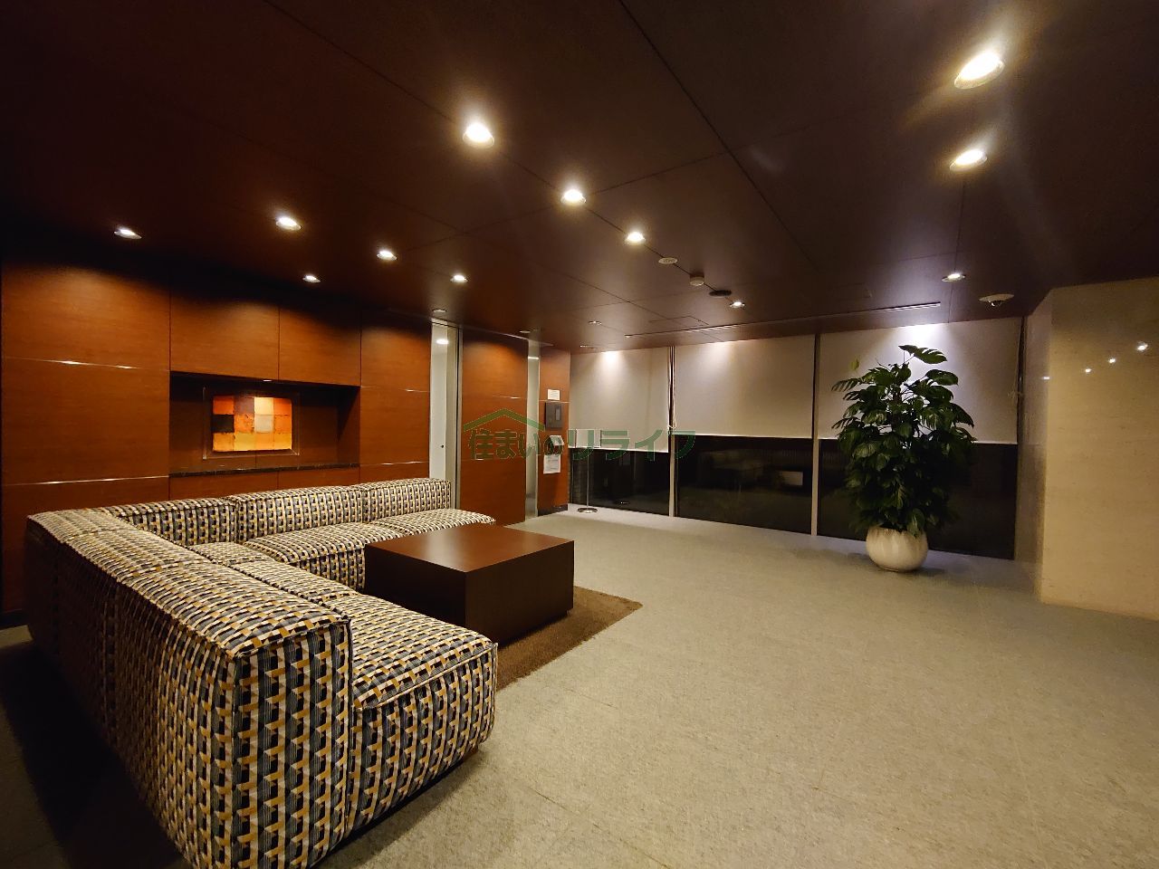 建物エントランス