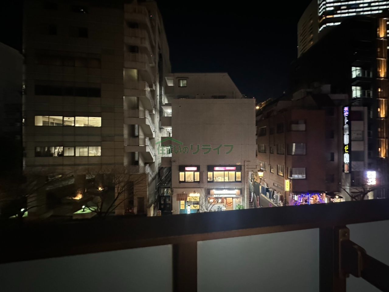 バルコニー