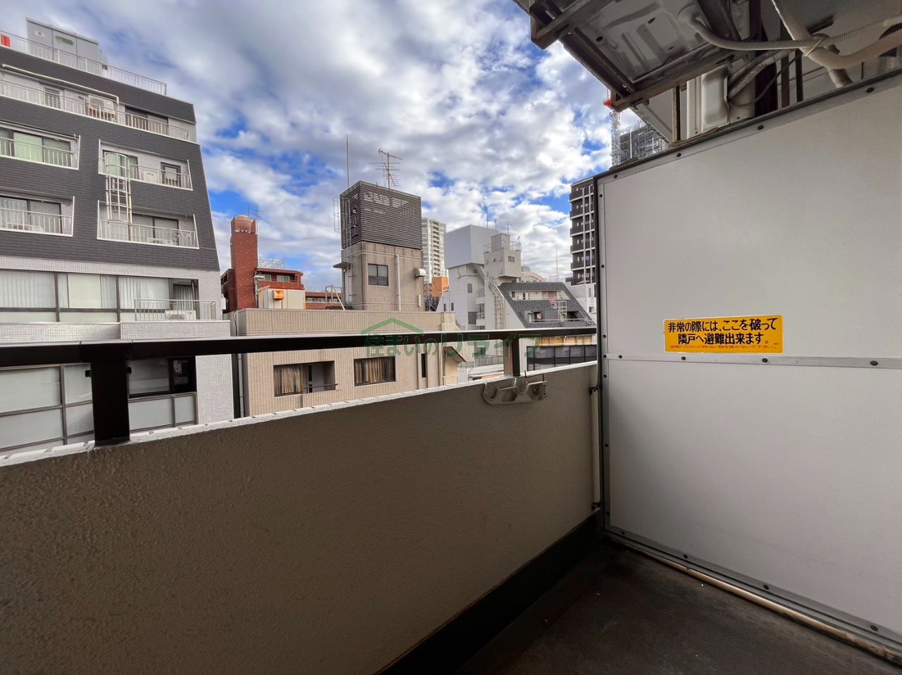 バルコニー