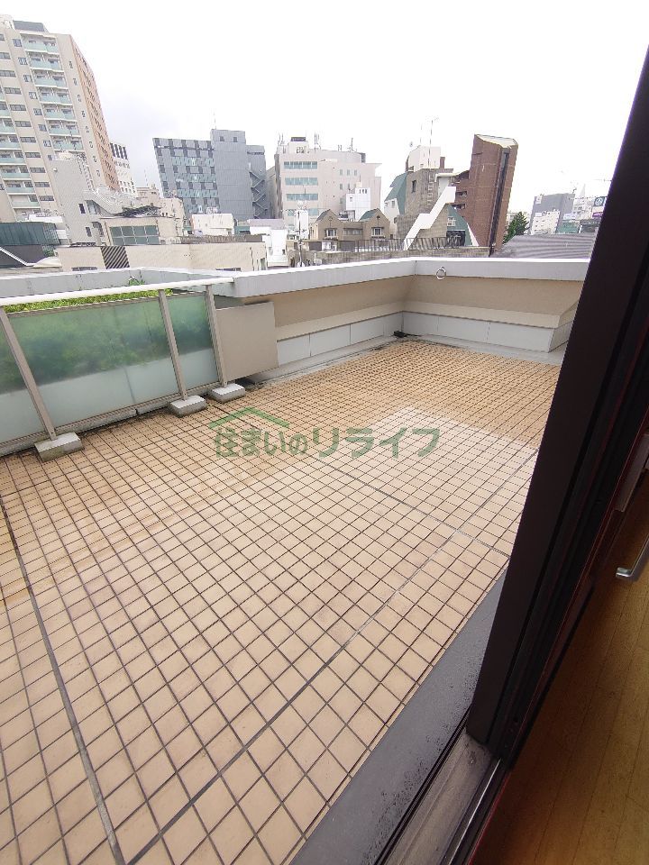 バルコニー