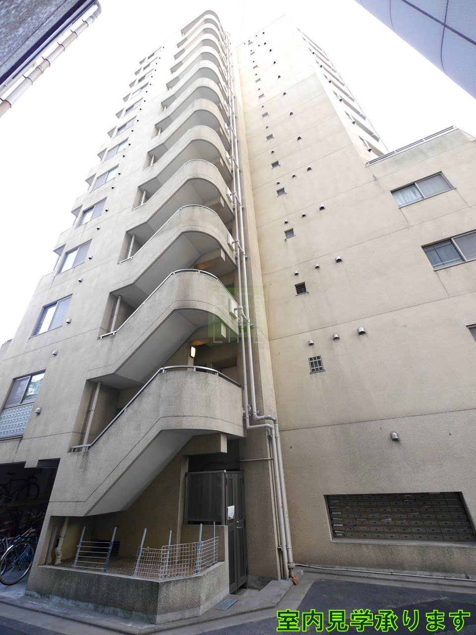 建物外観
