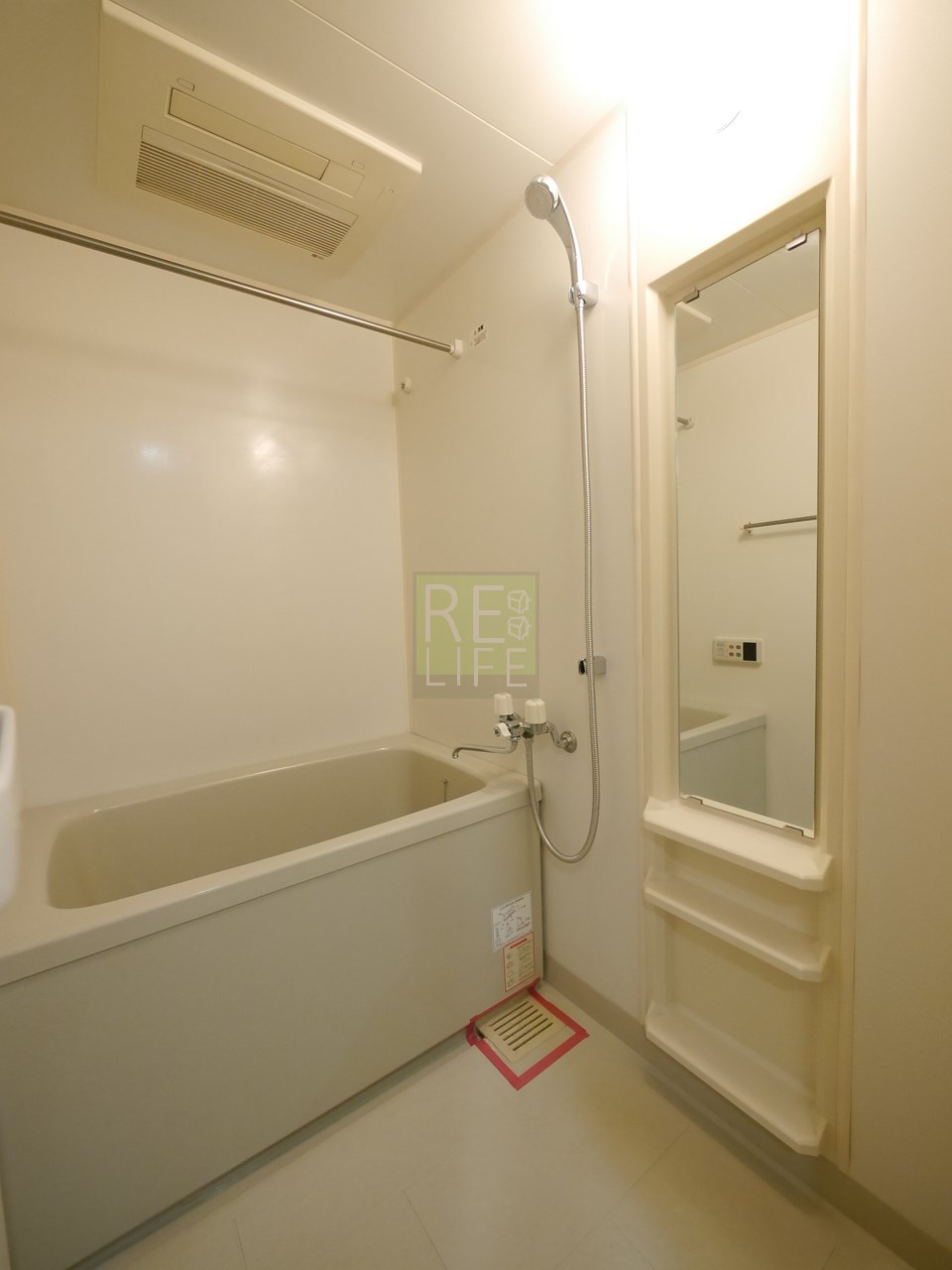 シャワールーム